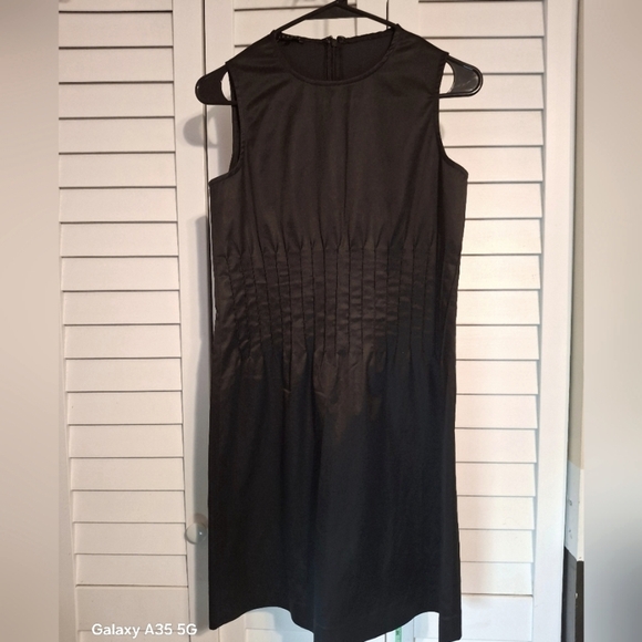 Theory Dresses & Skirts - Theory Black Bodycon Tank Midi Dress Sz 6
